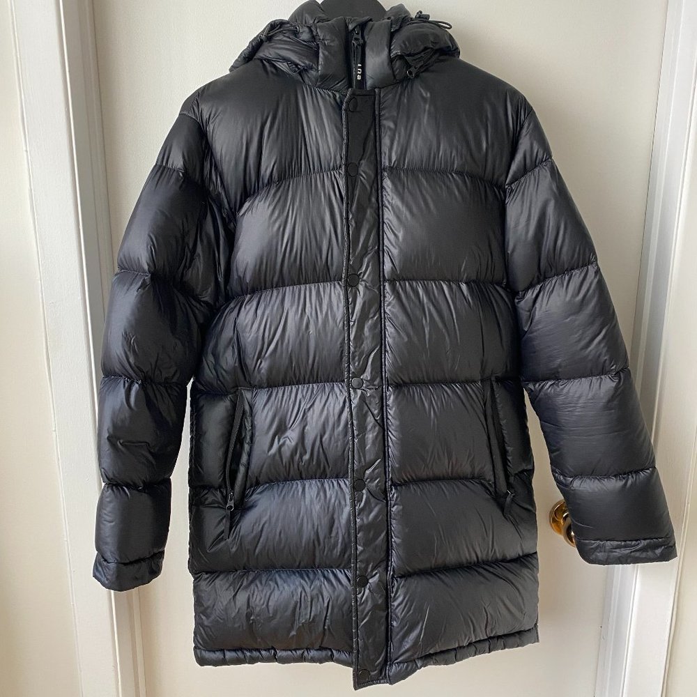 Aritzia Super Puff Mid - Black Gloss